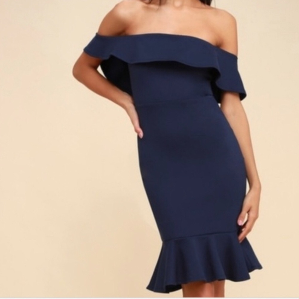 LuLu’s Off The Shoulder Dress. Size Medium